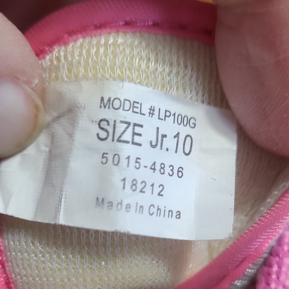 Kids Pink and Gray Ice Skates - Picture 7 of 10